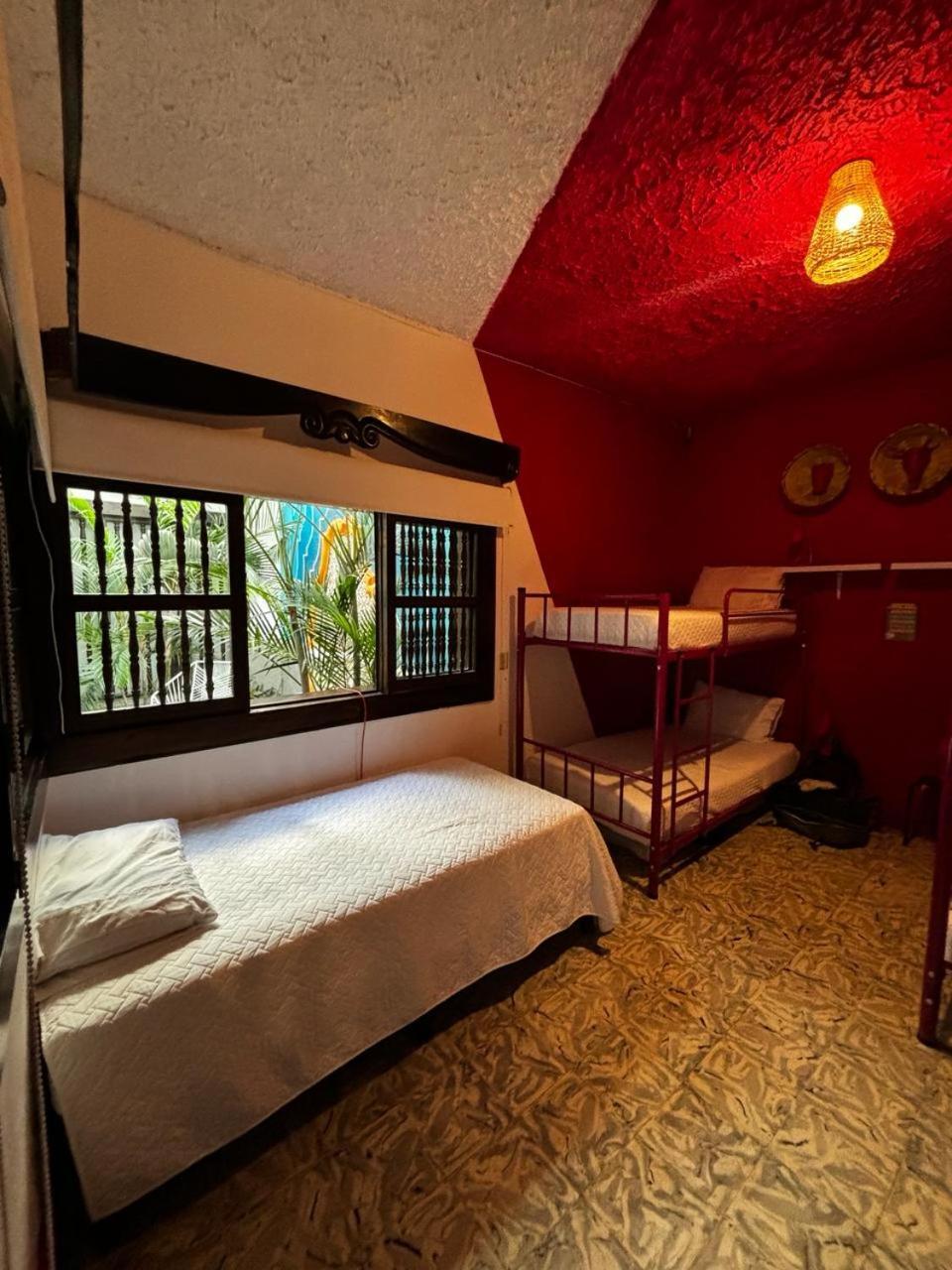 Why Not Hotel Antigua Exterior photo